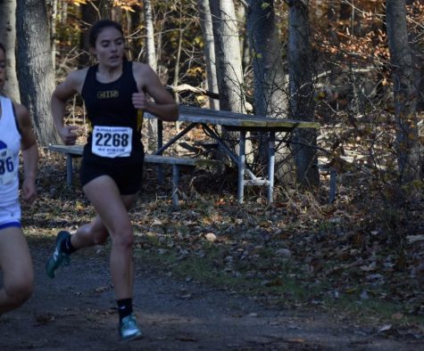 Senior Jacqueline Lulaj in her record-breaking 5000m run on Saturday, November 2nd.