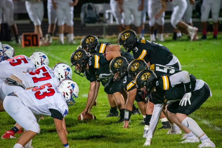 The Cougars line up against the Patriots on Friday night. Photo Courtesy of Isora Abreu.