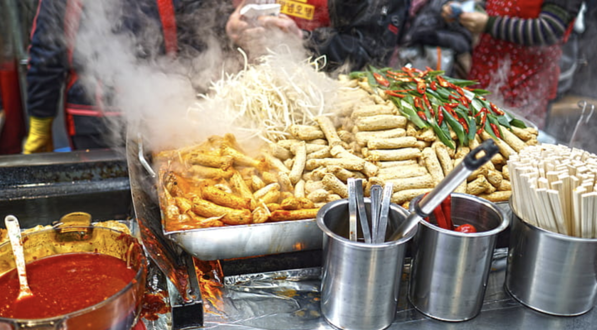 The Most Popular Korean Winter Snack: 붕어빵 (bungeoppang)